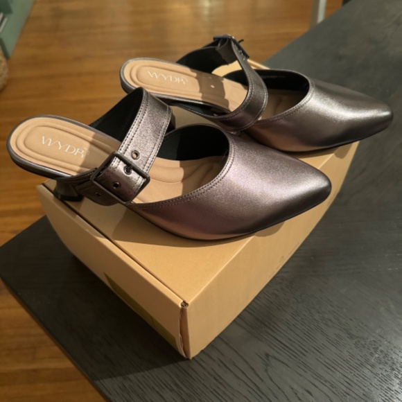 NEW WYDR studios Ingrid pointy toe kitten heels 10W - Picture 2 of 8